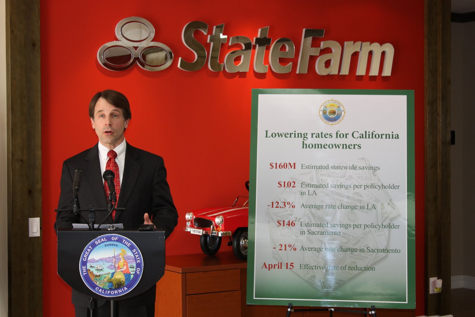 Commissioner Jones in LA announcing State Farm rate reduction for homeowners Commissioner Jones in LA announcing State Farm rate reduction for homeowners